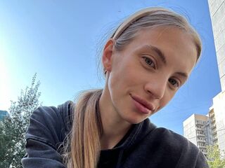 camgirl porn web cam CatherynBigger