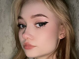 nude web cam CecilyBurnard