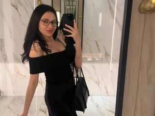 camgirl fingering bald pussy CelineMilton