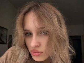 camslut ChiaMaia