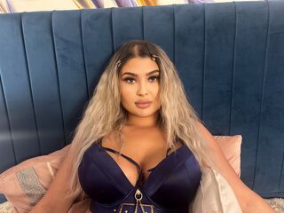 webcam girl ChloeBellamie