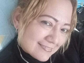 free webcam chat ClauDaniels