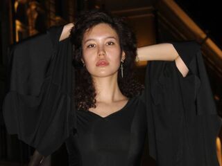 sexy camgirl ClorindaNakagawa