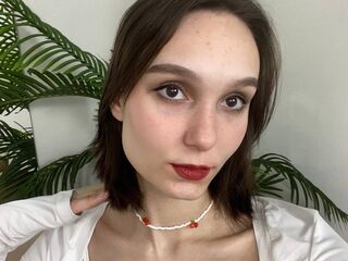 cam slut chat CwenFurnish
