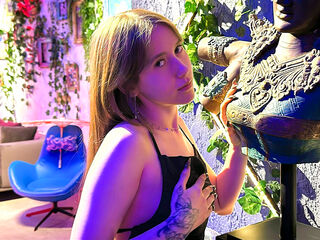 nude webcam DaisyWane
