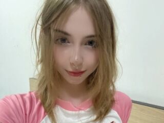 adult chat room DaniGlow