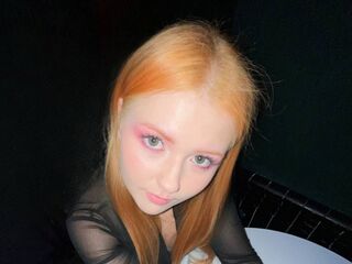 chat with cam DarelleElwell