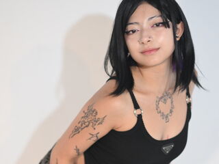 naughty cam girl masturbating with dildo DarlaKing
