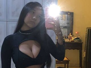 streaming live webcam DebbieHill