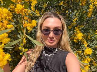 jasmin videos DelaineClowerd