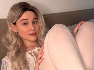 naked cam live DeluaMoon