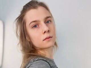 webcam girl chatroom DonnettaLorino