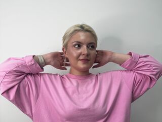 naked cam girl masturbating with sextoy EasterHiett