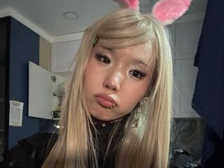 cam girl playing with sextoy ElinorStory