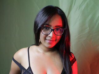 hot cam girl fingering pussy EllyeMoons