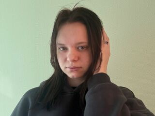 free nude live show ElmiraSegala