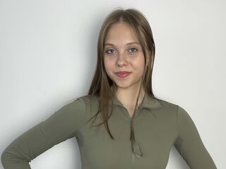hot girl ElviaSix