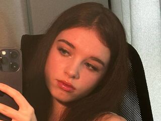 adultcam pic ElzaStern