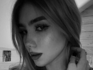 webcam babe EmmaBlond