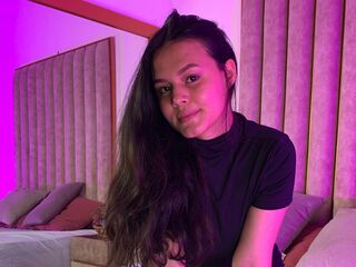 naked girl with webcam EmmaHylls