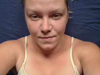 dirty webcam EveKarissa