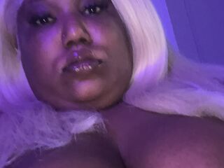 camslut masturbating FATBIGBBW