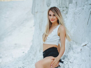 sexy webcam girl HannaMo