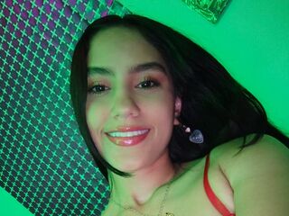 hot camwhore HannahHerrera