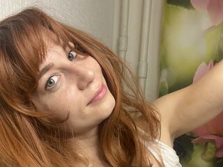 hot cam girl fingering HelenaDubois