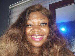 girl fingering shaved pussy Henlencruz