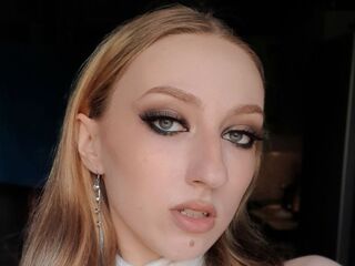 naked cam girl masturbating with sextoy HenriettaFare