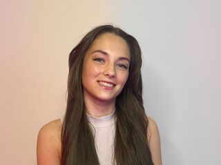 nude webcamgirl photo HenriettaGrundy