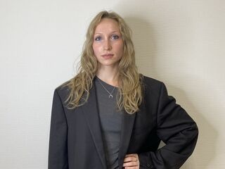 free web cam chat IrinaVelzeboer