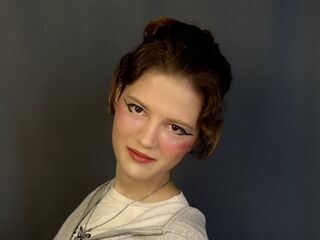 topless webcam girl IrisKemp