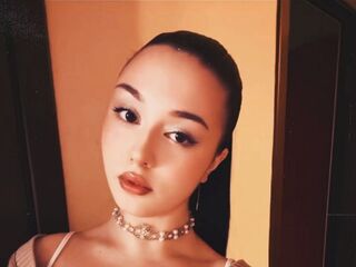 fingering camwhore JaMccredie