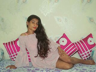 camwhore fingering shaved pussy JaneSingh