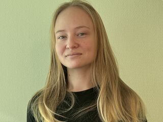 cam girl fingering JeniferFerrarini