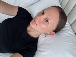 webcam live show JenniferLester