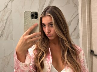 nude webcam JohnieBritton