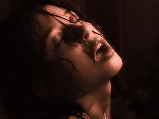 camslut masturbating KellyBishop