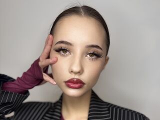 cam girl masturbating with vibrator KileyConstantin