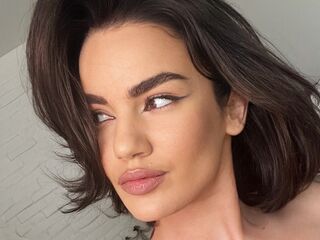 topless webcam girl KiraAngella