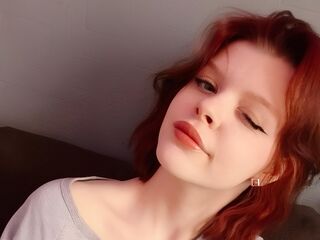 webcamgirl KiraCurt
