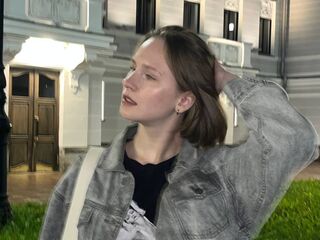 live cam girl photo KrissyJn