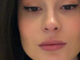 adult live webcam KrystinTuchman