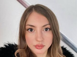 webcamgirl video chat KyraKur