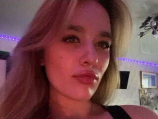 kinky video chat performer LieselotteJetter