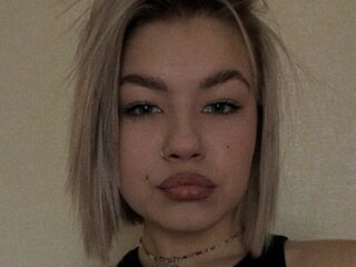 webcam babe chatroom LikaDavis