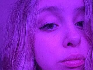 cam chatroom LizzetteStanway