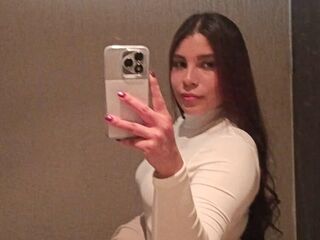 free chat room LizzieWells